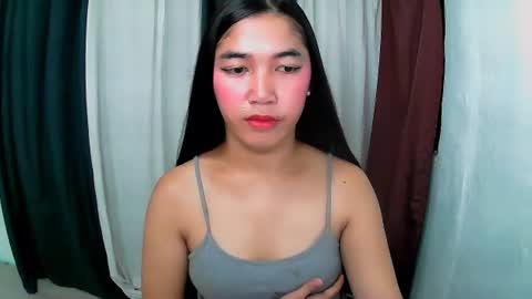 Snapshot of aria_fucks chatting on 06.17.26 ARIA online show from 06.17.26
