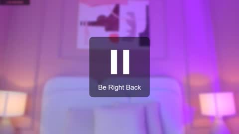 Snapshot of aria_greco chatting on 11.30.25 Aria online show from 11.30.25