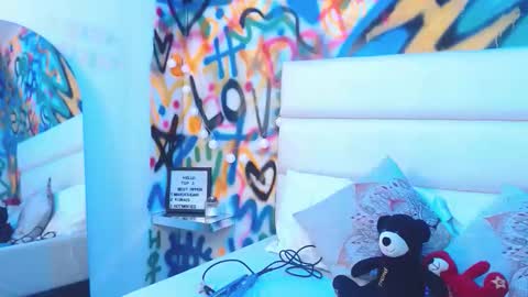 aria online show from 11.14.25