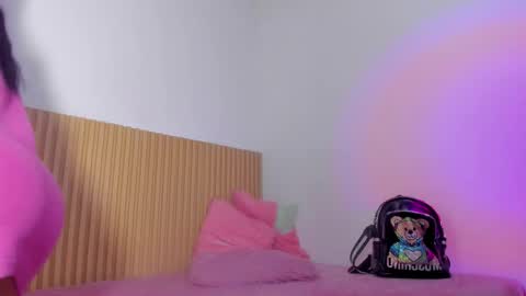 Aria Millers  online show from 02.19.26