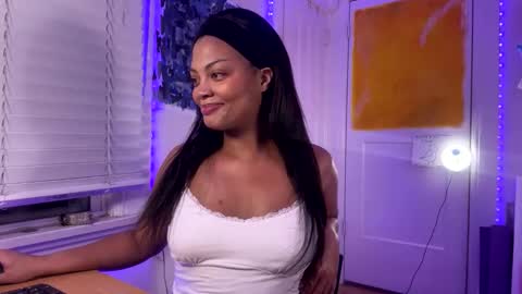 Snapshot of ariaatelier chatting on 09.24.25 Aria Atelier online show from 09.24.25