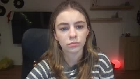 AriaCreazy online show from 12.23.24