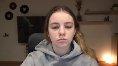 AriaCreazy online show from 02.28.25