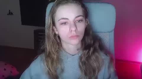 AriaCreazy online show from 11.15.25