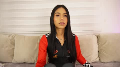 Snapshot of ariadna5 chatting on 01.26.25 ARIADNA online show from 01.26.25