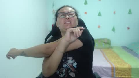 ...Ariana... online show from 01.28.25