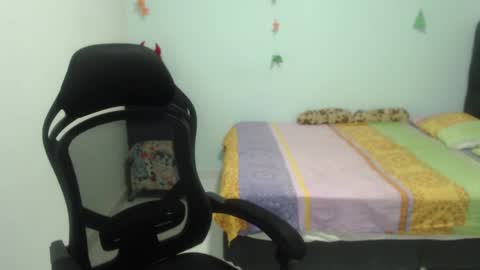 ...Ariana... online show from 03.06.25