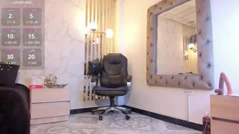 aria  online show from 12.20.25