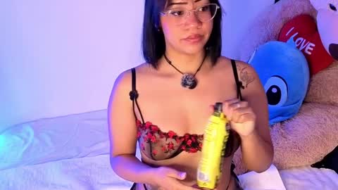   online show from 04.10.26