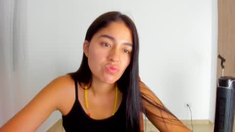 Snapshot of ariamontgomeryyy chatting on 06.15.26 Aria Montgomery online show from 06.15.26