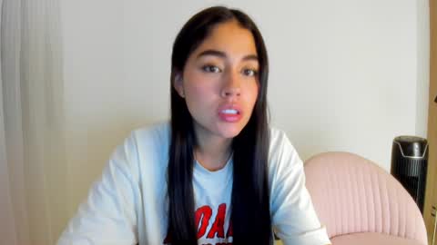Snapshot of ariamontgomeryyy chatting on 06.16.26 Aria Montgomery online show from 06.16.26