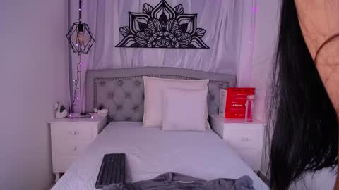 ARIANA online show from 02.25.25