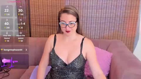 Ariana Cruz online show from 12.28.24