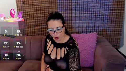 Ariana Cruz online show from 09.10.25