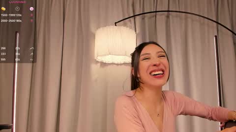 DaniAri - dimension X at night NY time online show from 09.28.25