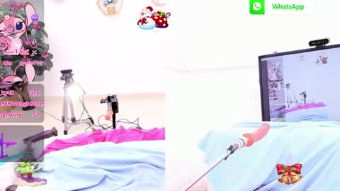 Snapshot of ariana_girl_ chatting on 12.24.24 ariana girl online show from 12.24.24