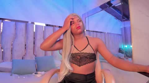 Snapshot of ariana_grande233 chatting on 03.15.26 ariana_grande233 online show from 03.15.26