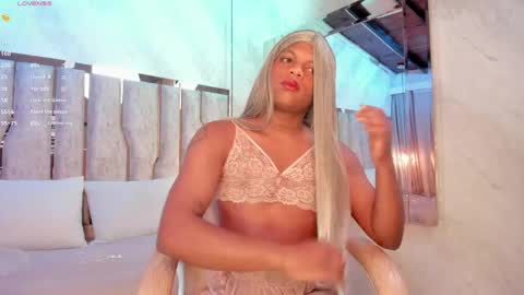 ariana_grande233 online show from 05.13.26