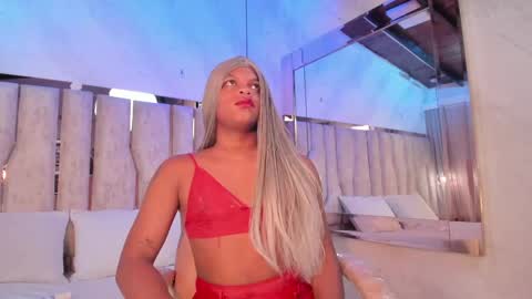 ariana_grande233 online show from 05.31.26