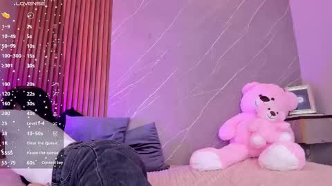 Ariana online show from 09.15.25