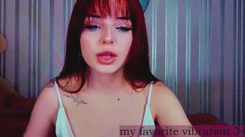 Snapshot of ariana_light chatting on 06.29.26 Ariana online show from 06.29.26