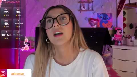 Snapshot of ariana_rosse__ chatting on 03.12.26 Ariana online show from 03.12.26