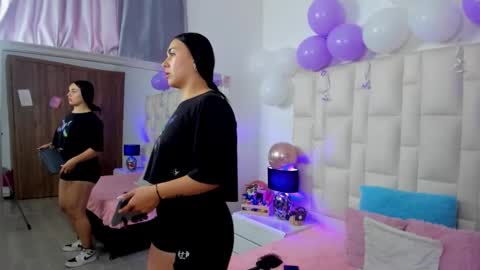  ariana  online show from 11.06.25