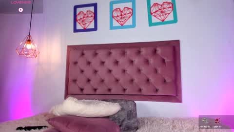 Snapshot of ariana_zc_ chatting on 01.11.25 Susan online show from 01.11.25