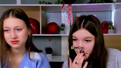 arianaa_cat online show from 02.18.26