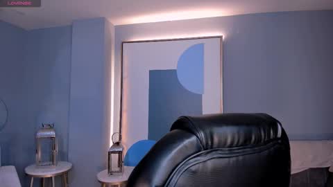 Ariana Dumont online show from 10.15.25