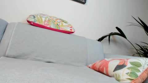 Ariana  Steven online show from 01.18.25