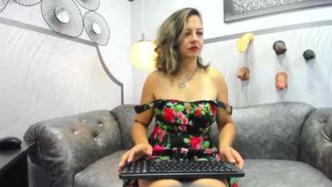 ArianaSommers online show from 05.26.26