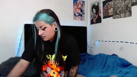 Snapshot of arianauwu666 chatting on 02.05.25 help me 100 hands up my OF is Free online show from 02.05.25