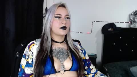 Snapshot of arianauwu666 chatting on 09.15.25 help me 100 hands up my OF is Free online show from 09.15.25