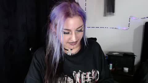 Snapshot of arianauwu666 chatting on 11.10.25 help me 100 hands up my OF is Free online show from 11.10.25