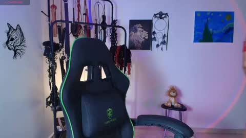 Snapshot of arianna_connorr chatting on 04.15.26 arianna_connorr online show from 04.15.26