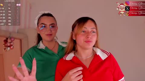 Snapshot of arianna_gren chatting on 12.16.24 Arianna online show from 12.16.24