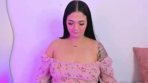 Snapshot of ariannadawson chatting on 09.30.25 Arianna Dawson online show from 09.30.25