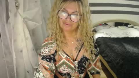 Snapshot of ariannesexy chatting on 07.07.26 ArianeSexy online show from 07.07.26