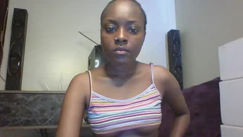 Snapshot of ariax_a chatting on 05.14.26 Tight pussy online show from 05.14.26