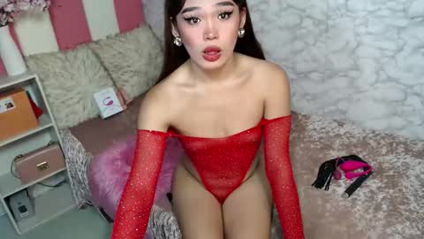 Snapshot of ariedodson chatting on 11.22.25 Arie online show from 11.22.25