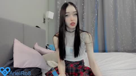 Snapshot of ariel_rouse chatting on 12.02.24 Ariel online show from 12.02.24