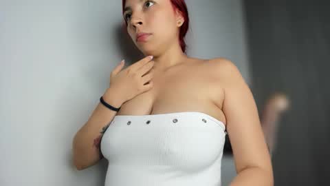 Snapshot of ariell_rose1 chatting on 10.25.25 Stephany online show from 10.25.25