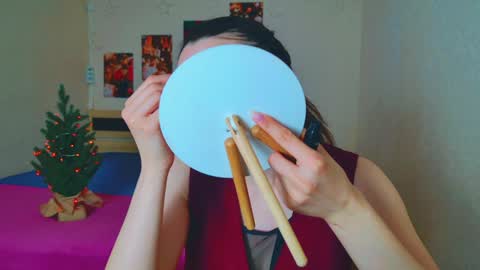 arielstonks_lovee online show from 12.24.24