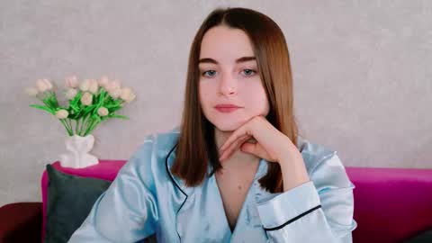 arielstonks_lovee online show from 09.25.25