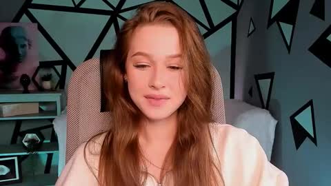 Snapshot of arielsykes chatting on 09.29.25 arielsykes online show from 09.29.25