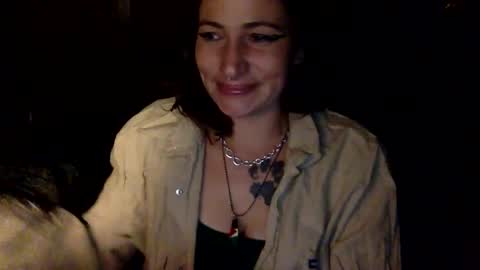 Snapshot of arielwyld chatting on 11.15.25 ariel colin when hes here online show from 11.15.25