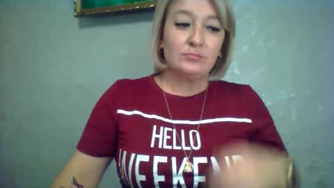 ArielXLoveresss online show from 10.19.25