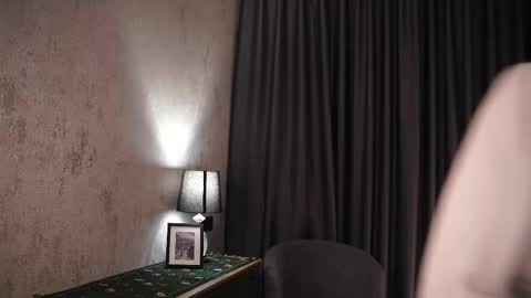 Snapshot of arietandon chatting on 02.23.26 Alice online show from 02.23.26