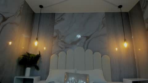 Snapshot of arietta_skinny chatting on 01.06.26 Arietta online show from 01.06.26